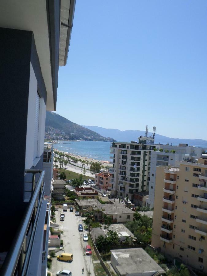Lindita'S Seaview Appartment Vlorë Buitenkant foto