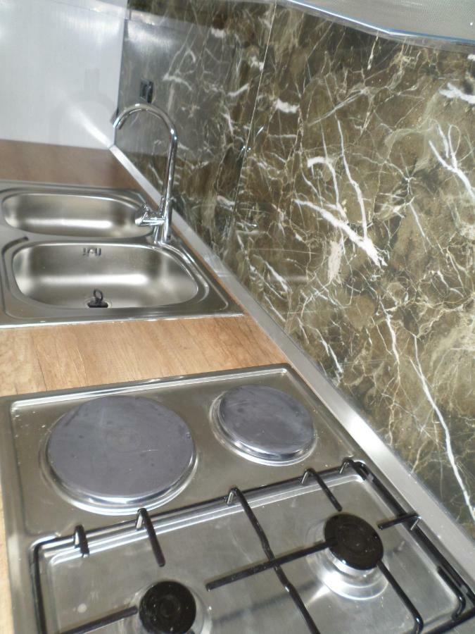 Lindita'S Seaview Appartment Vlorë Buitenkant foto